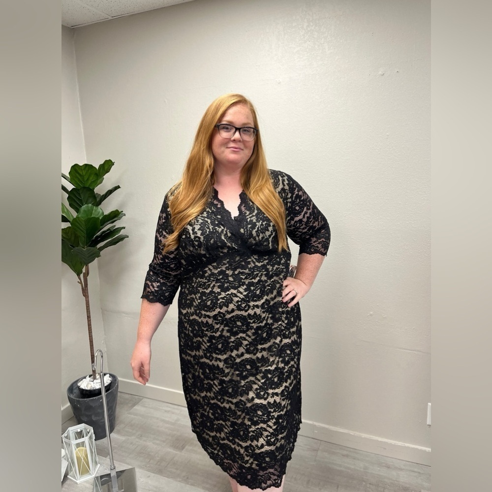 Kiyonna Black Lace Knee Length Dress - New - Size 26/28